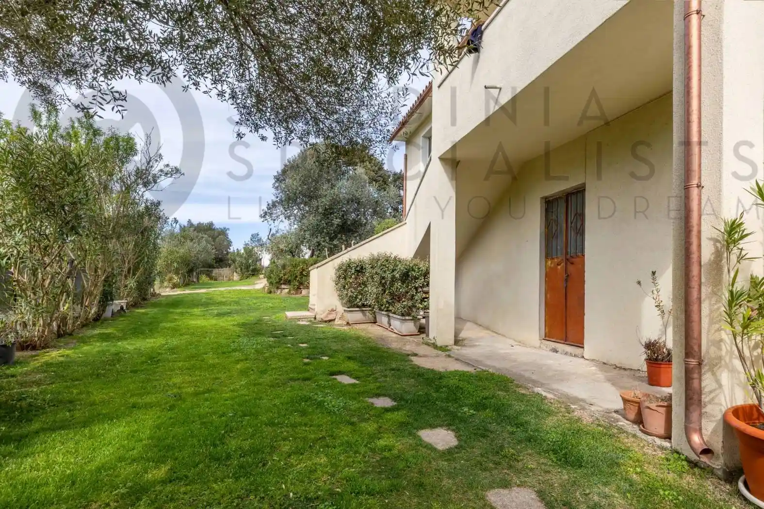 Villa bifamiliare via Monti Diana 24, San Giovanni, Sole Ruiu, Olbia - foto 5