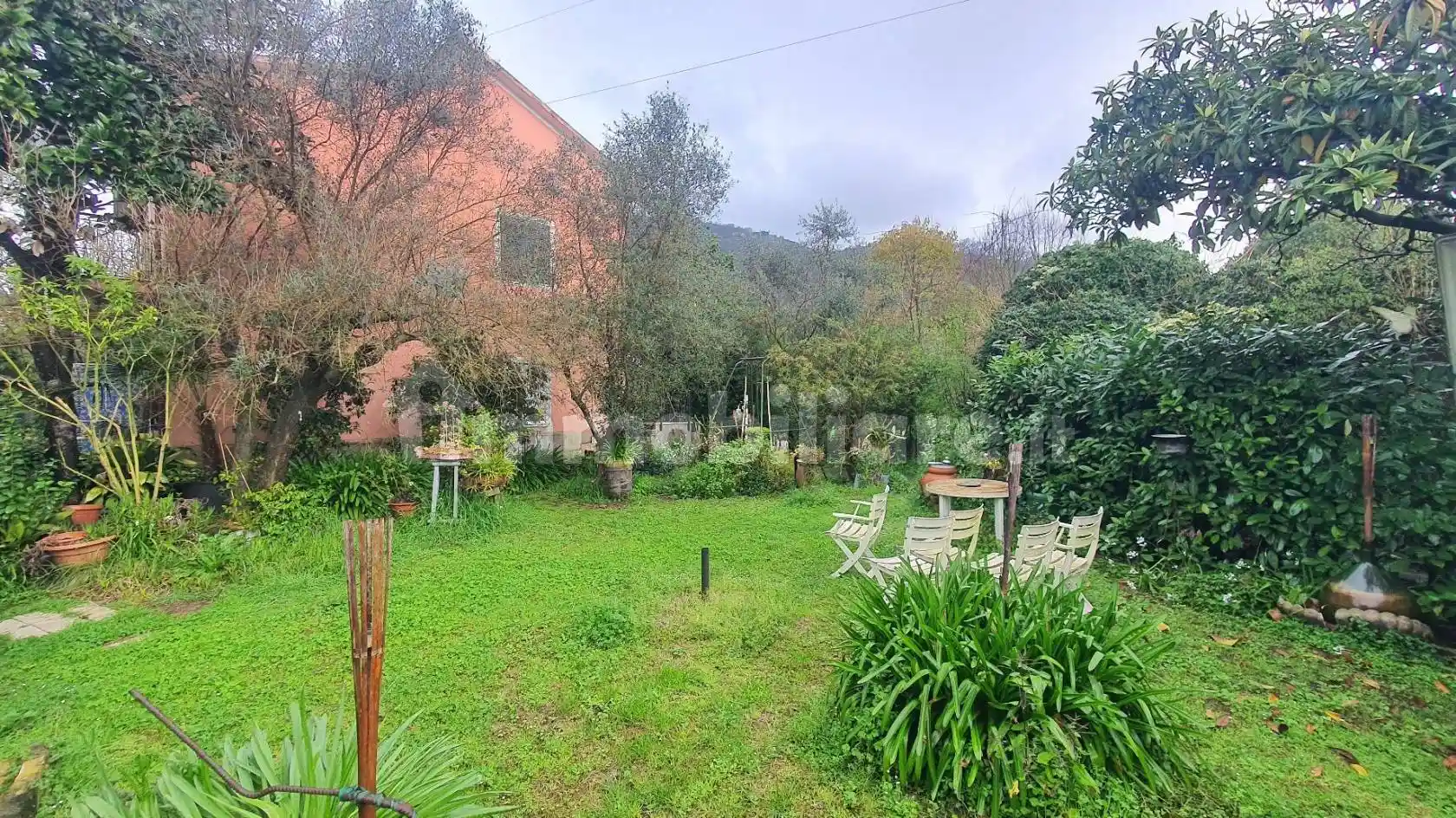 Villa in vendita a Carrara