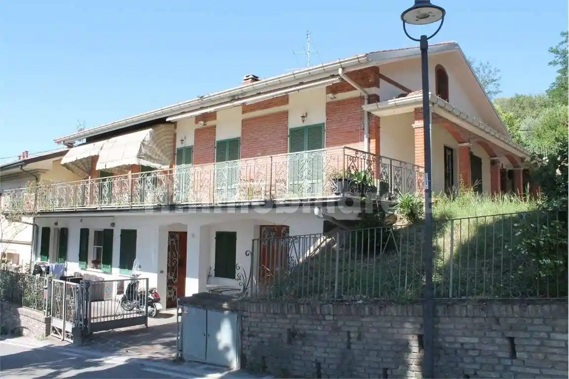Villa in vendita a Santarcangelo di Romagna