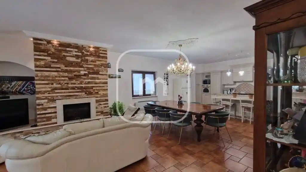 Villa in vendita a Valmontone