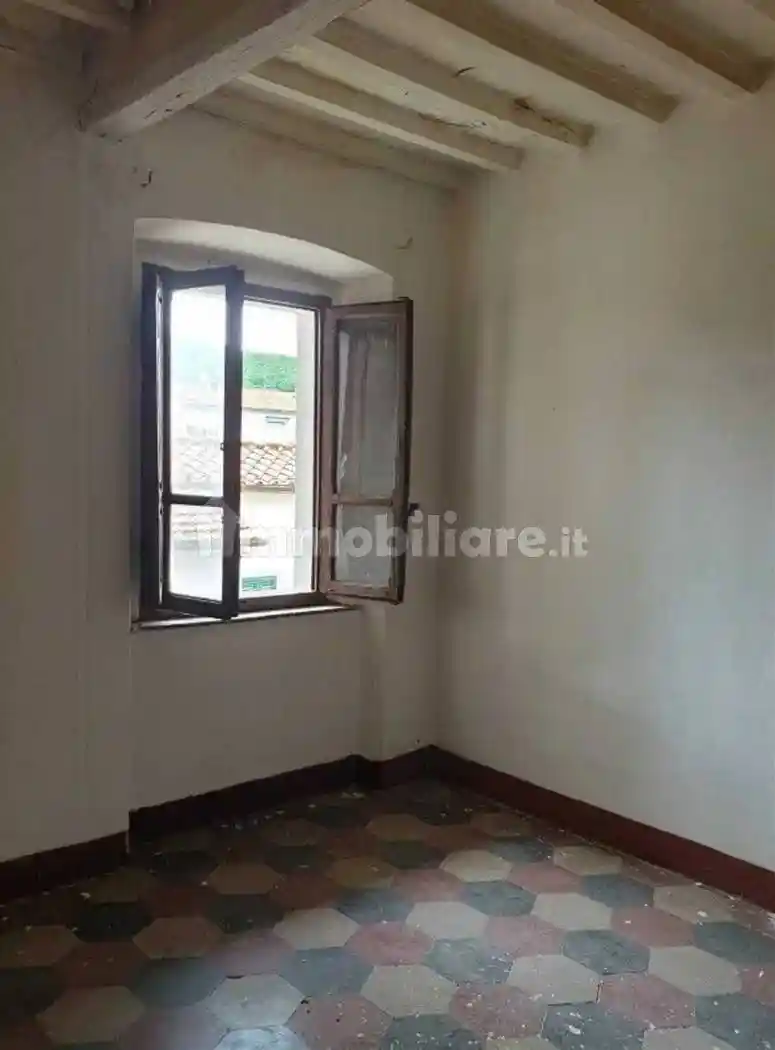 Appartamento in vendita a Subbiano