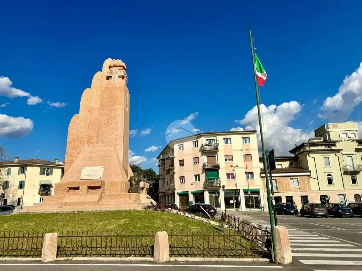 Appartamento in vendita a Caprino Veronese