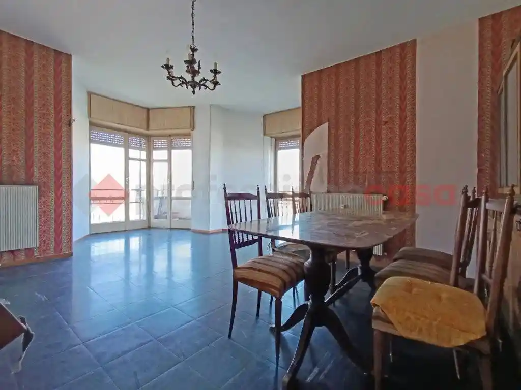 Appartamento in vendita a Dormelletto