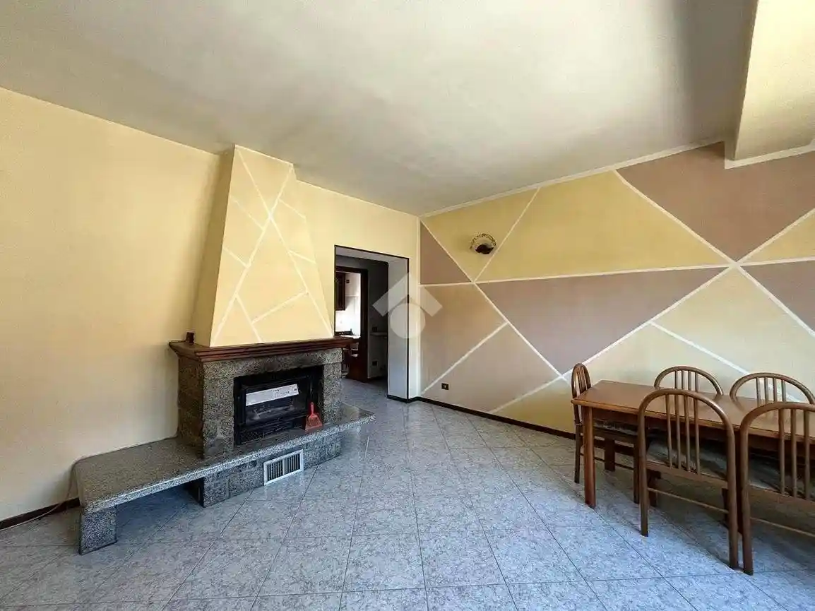 Appartamento in vendita a Piancogno