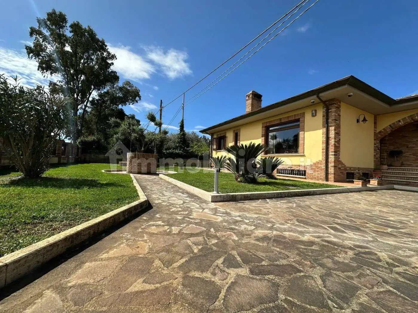 Casa indipendente in vendita a Latina