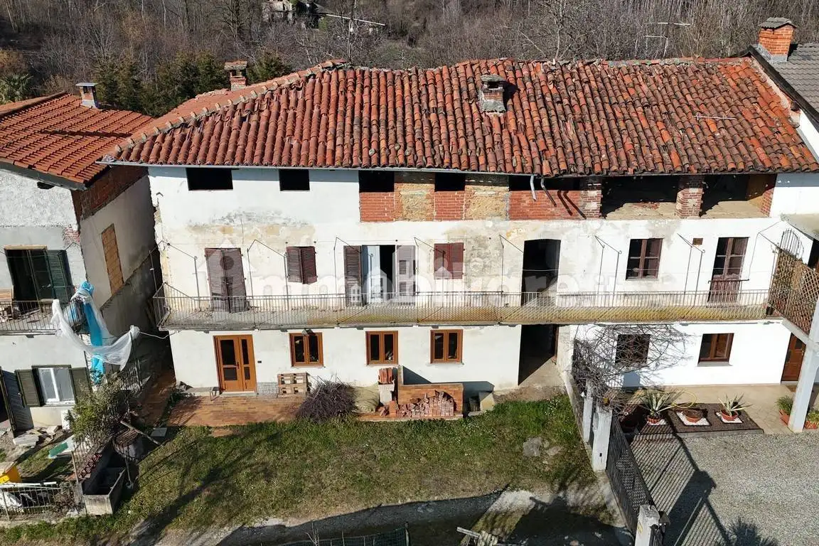 Casa indipendente in vendita a San Colombano Belmonte