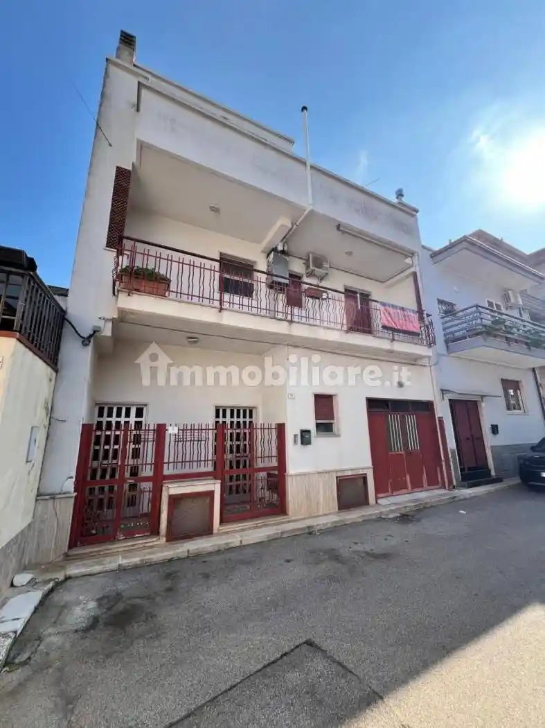 Palazzo - Edificio in vendita a Sammichele di Bari