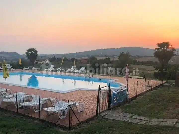 Appartamento in affitto a Castellina Marittima