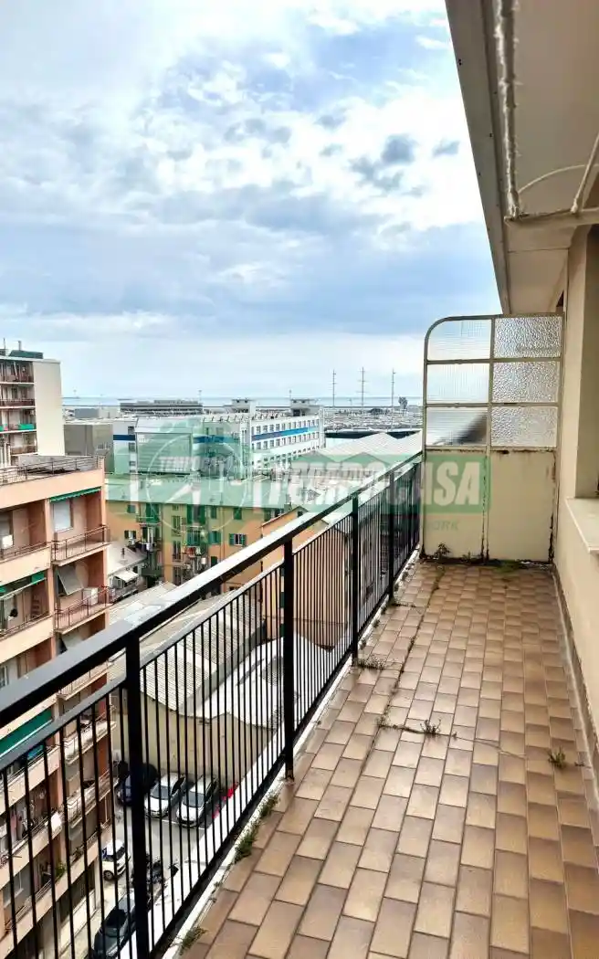 Appartamento in vendita a Genova