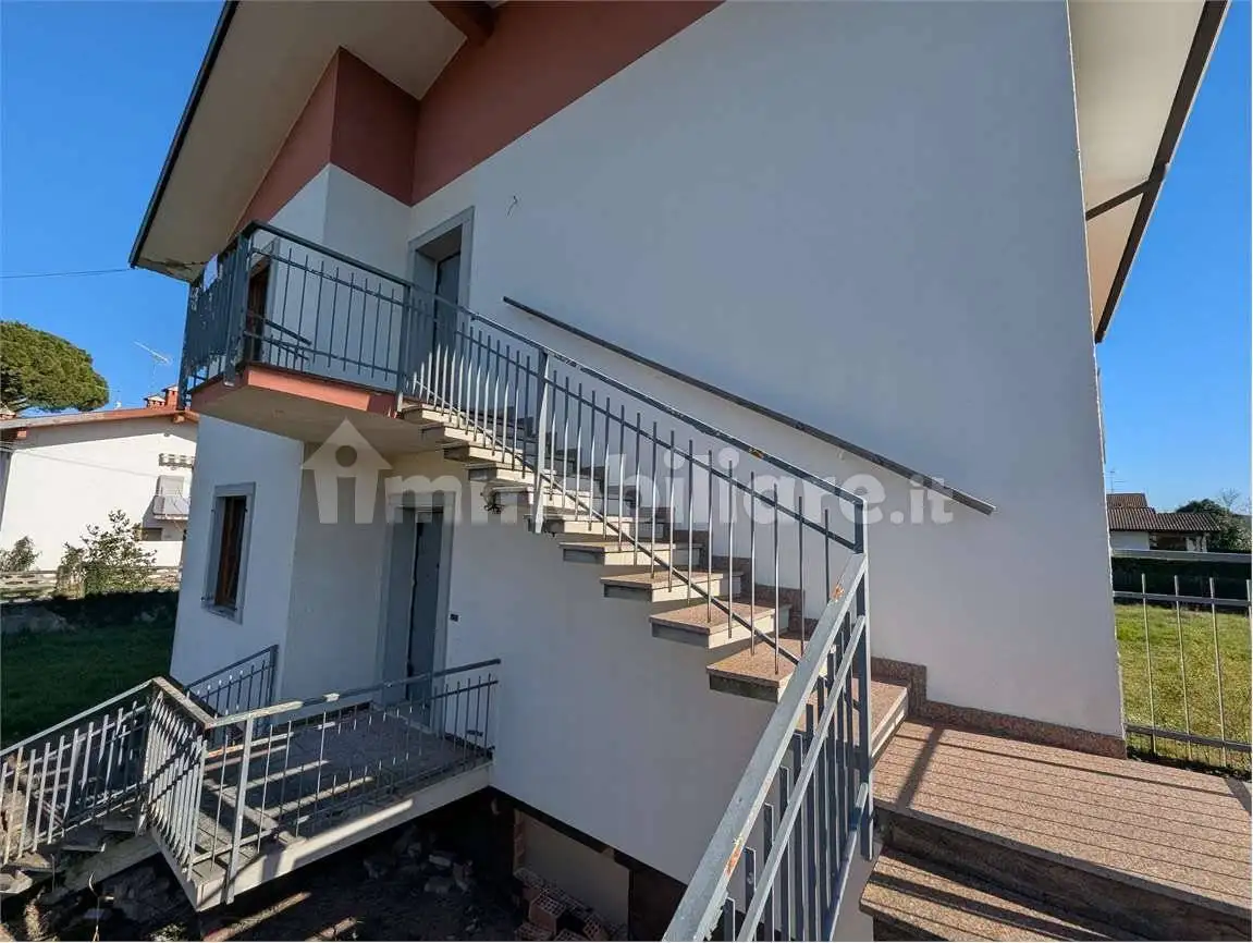 Appartamento in vendita a Capriva del Friuli