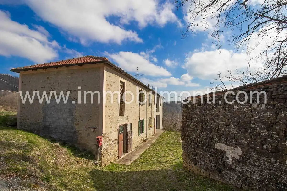 Rustico - Casale in vendita a Denice