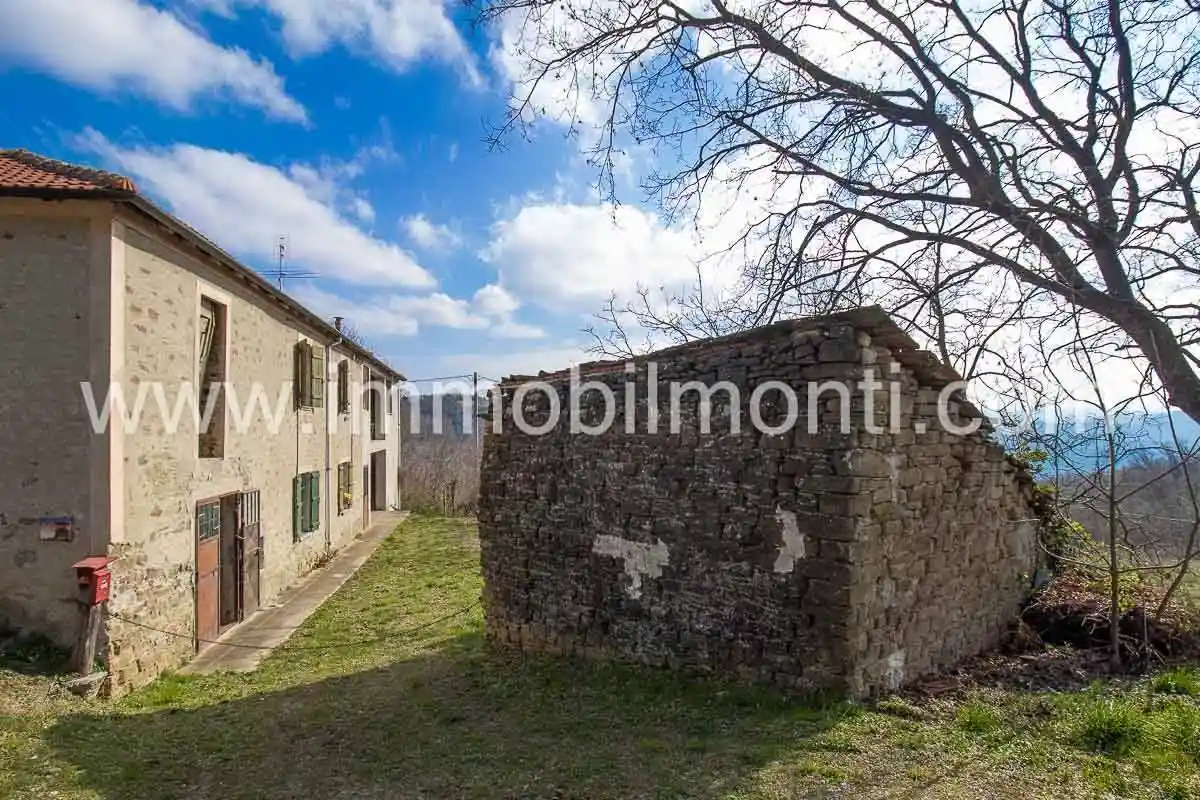 Rustico, buono stato, 276 m², Denice - foto 2