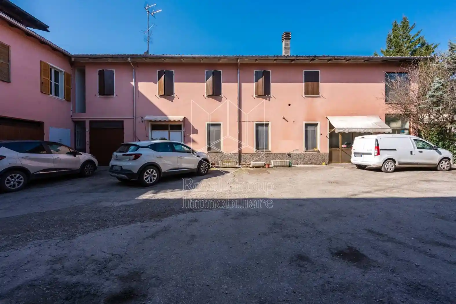 Appartamento in vendita a Langhirano