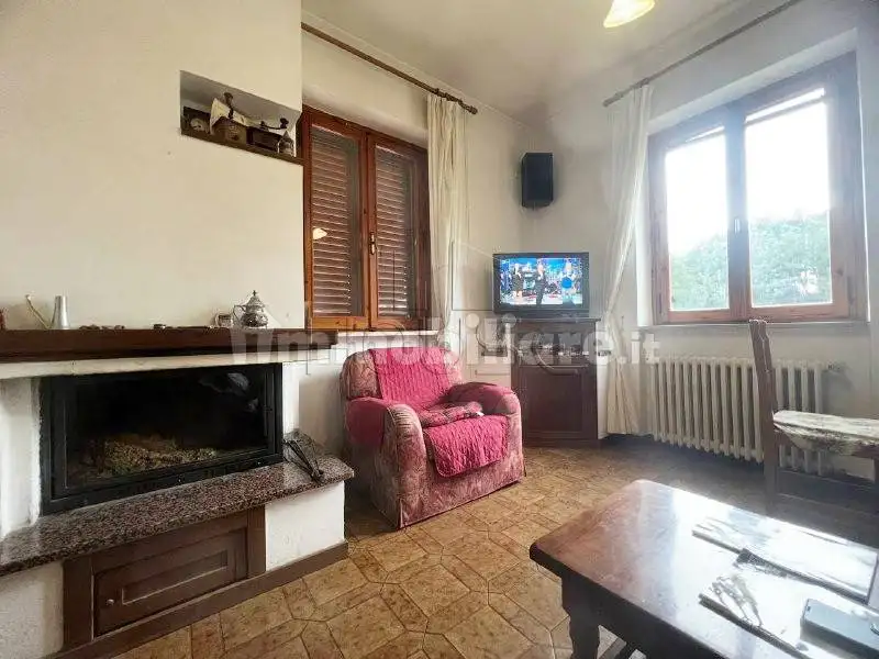 Trilocale via il Cerro, Centro, Caprese Michelangelo - foto 5