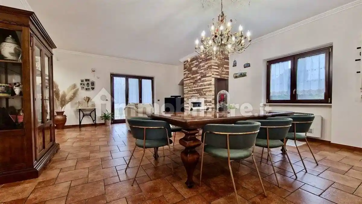 Villa in vendita a Valmontone