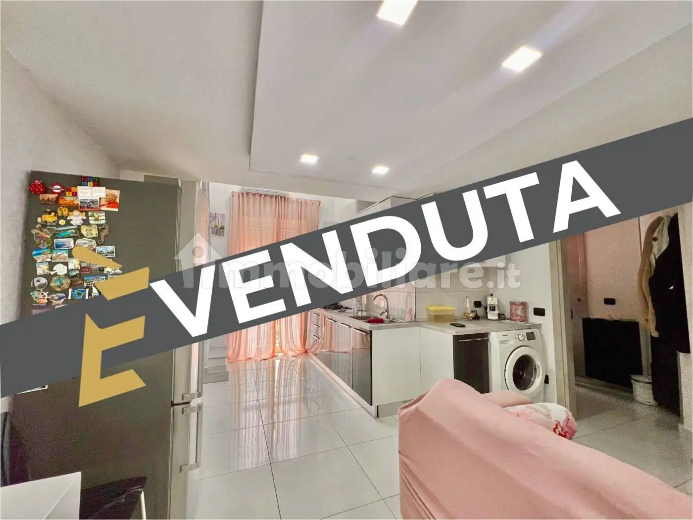 Appartamento in vendita a Napoli