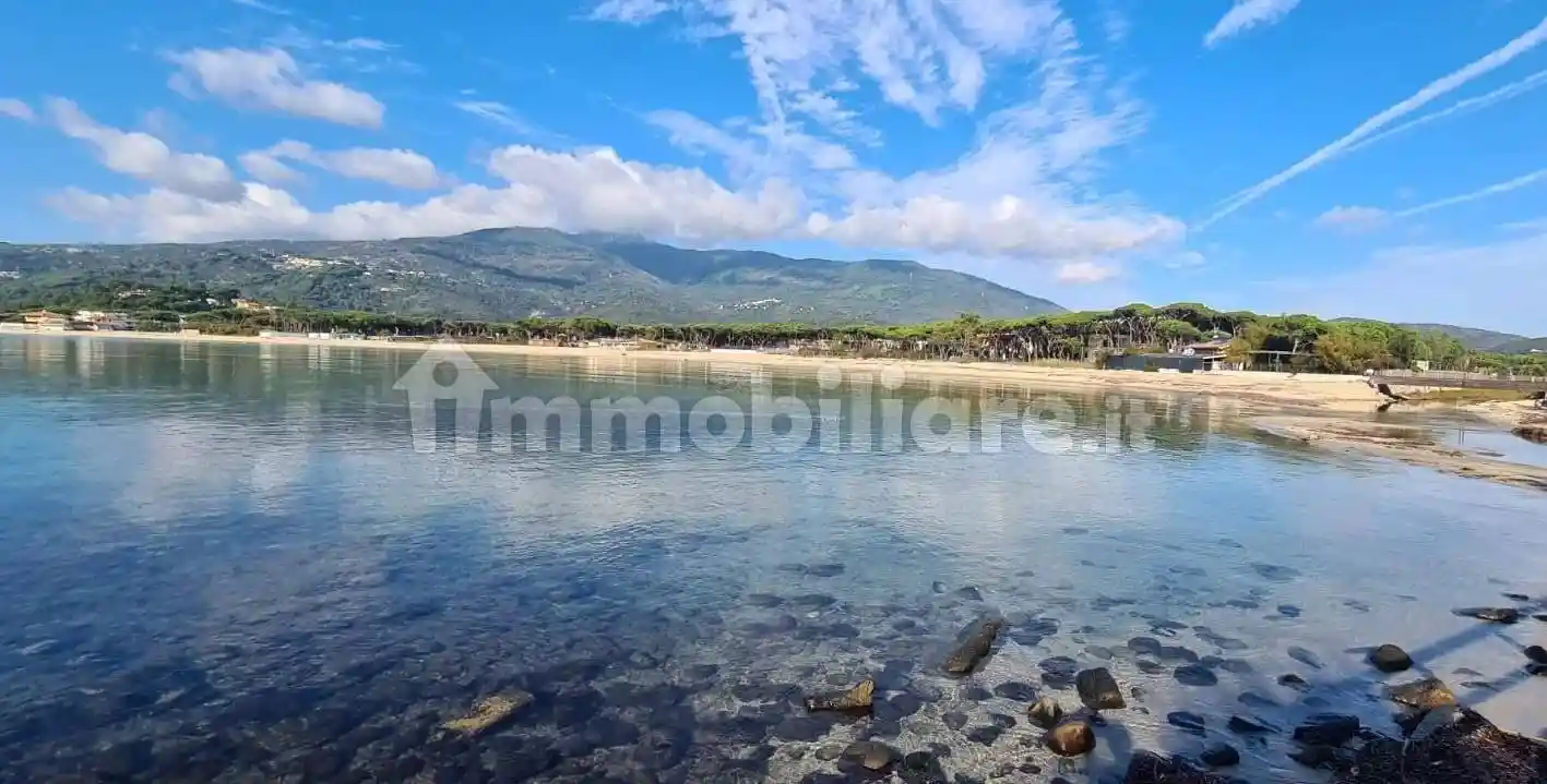 Villa in vendita a Campo nell'Elba