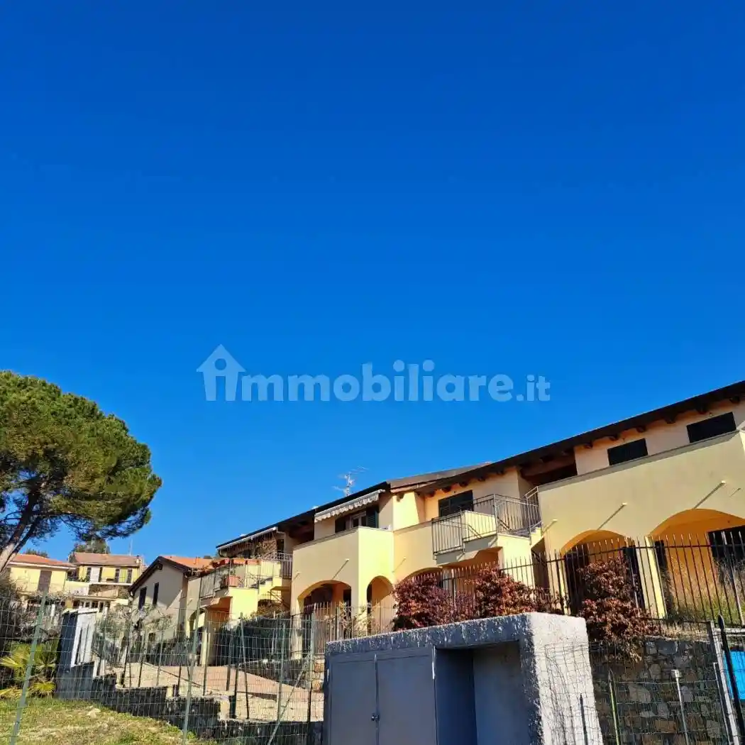Appartamento in vendita a Imperia