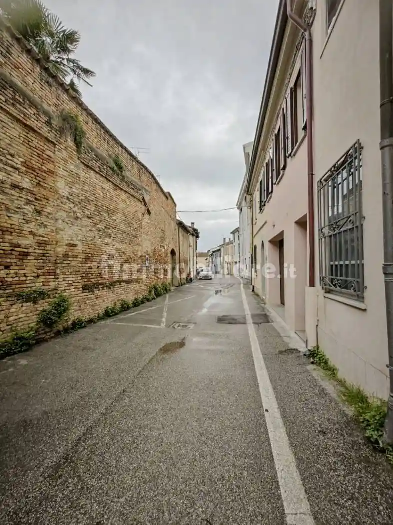 Casa indipendente in vendita a Ravenna