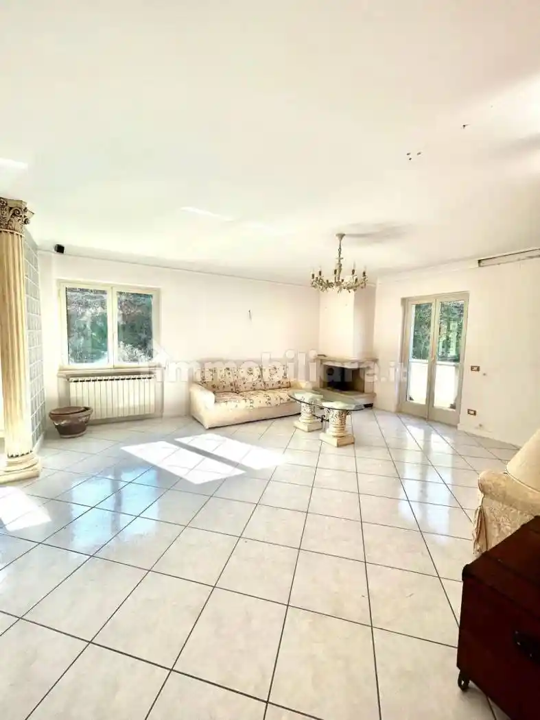 Appartamento in vendita a Canino