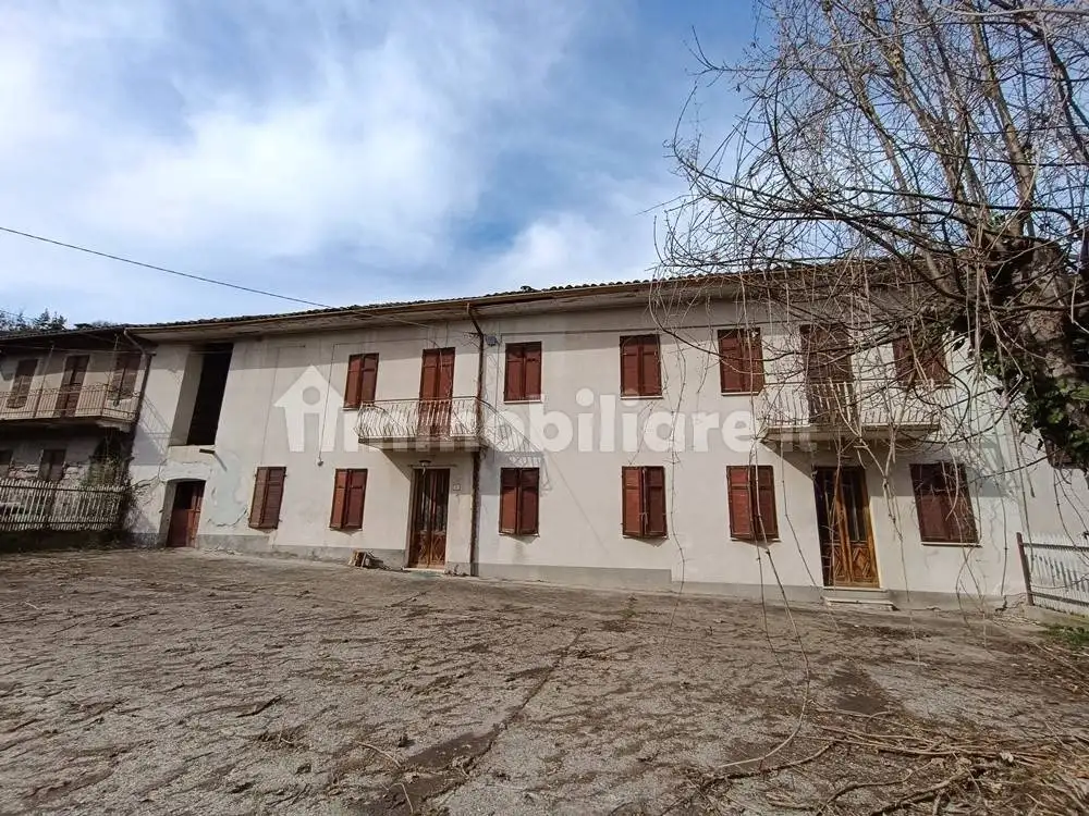 Rustico - Casale in vendita a Mombello Monferrato