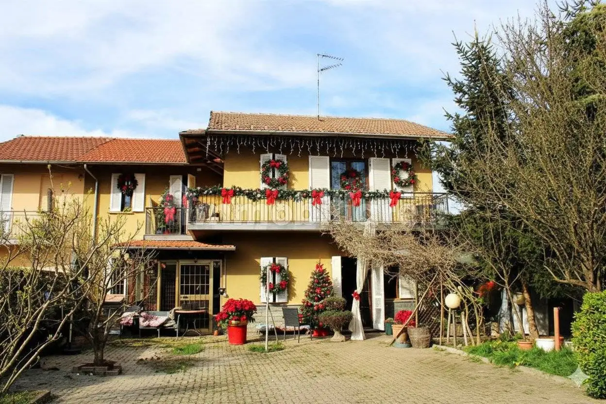 Villa in vendita a Ronsecco