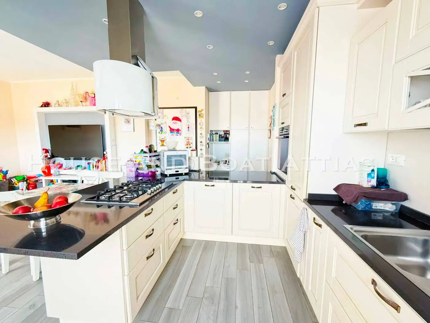 Appartamento in vendita a Livorno