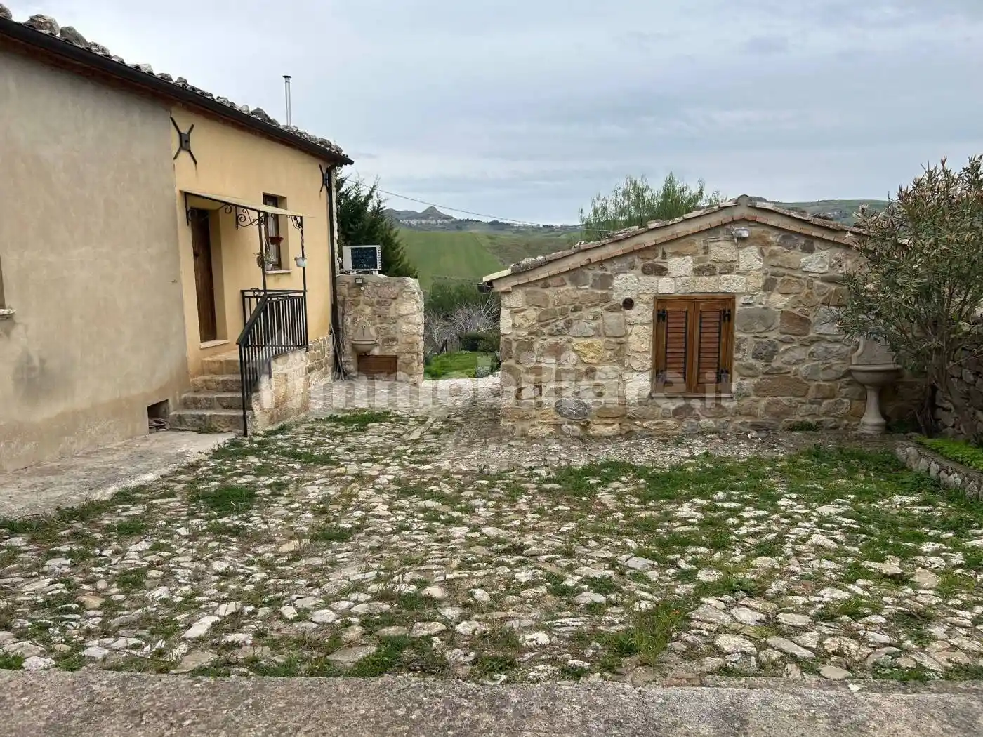 Terratetto unifamiliare Contrada Maimone, Castellana Sicula - foto 2