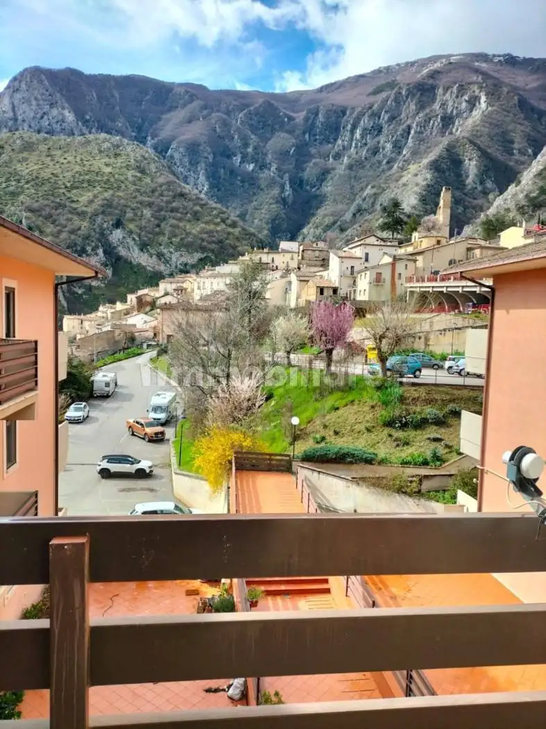 Appartamento in vendita a Anversa degli Abruzzi