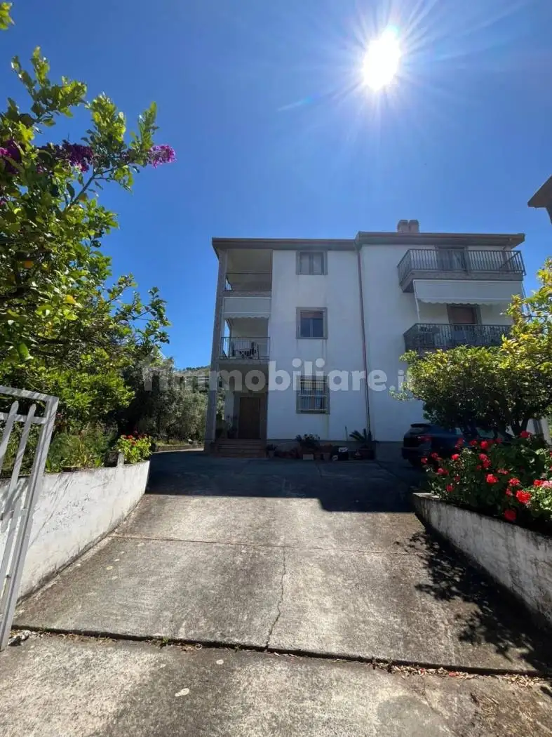 Appartamento in vendita a Santa Maria del Cedro