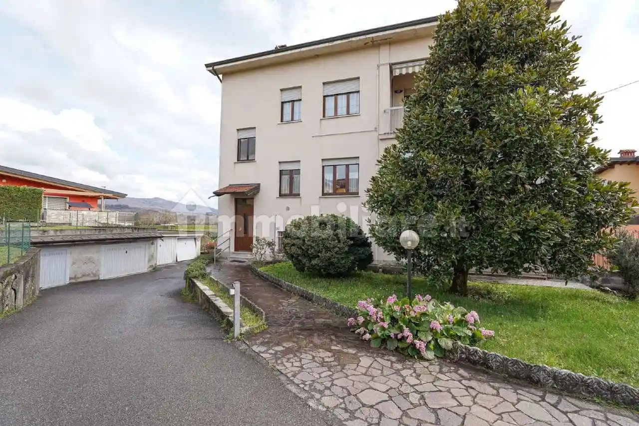 Appartamento in vendita a Robbiate