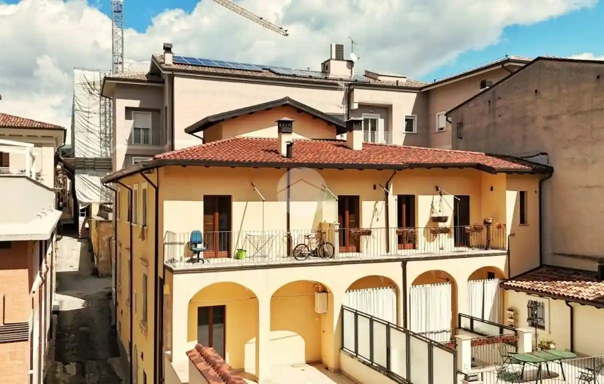 Quadrilocale Appartamento via Rosso Guelfaglione 60, Villa Comunale, L'Aquila - foto 2