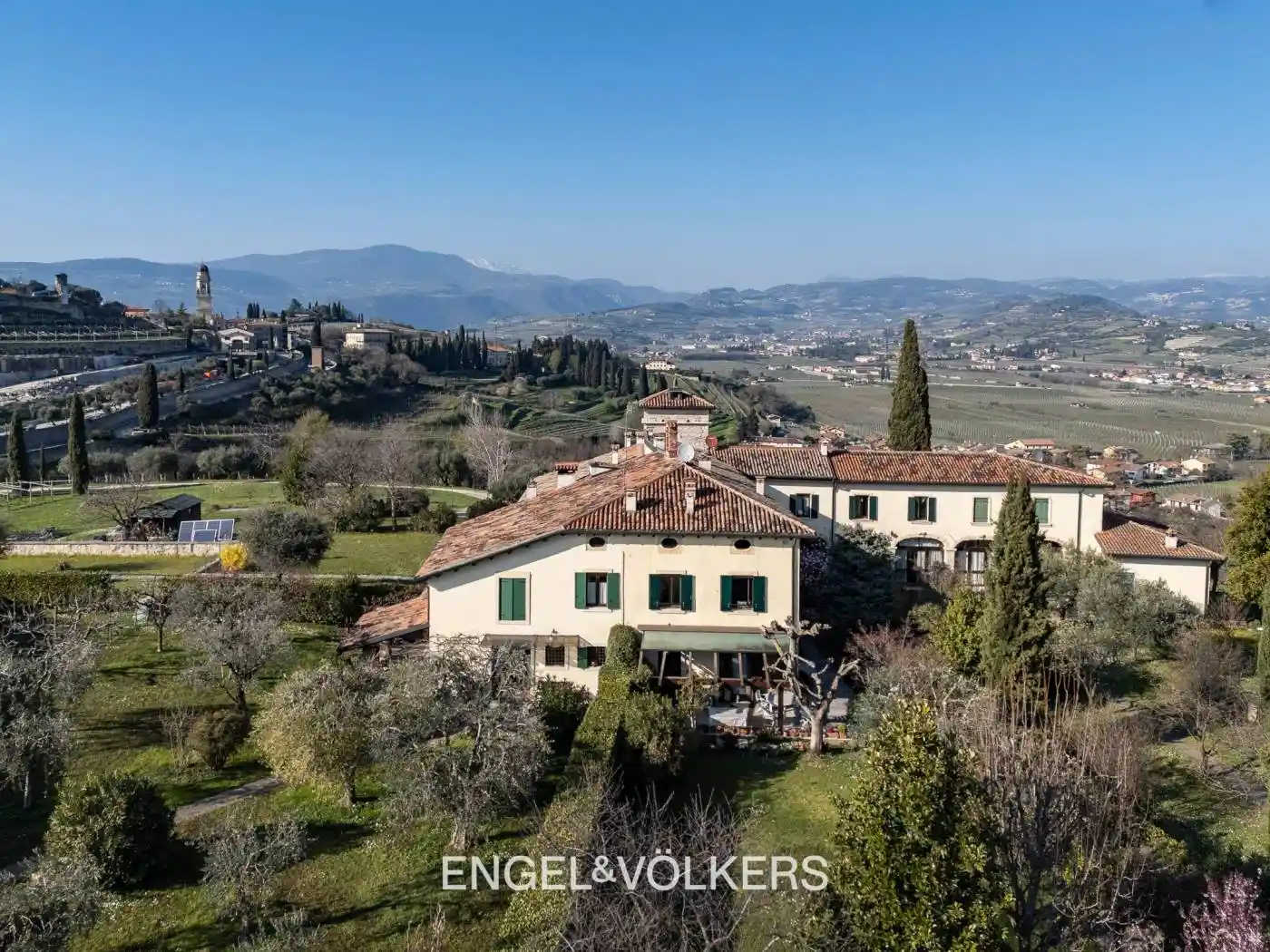 Rustico - Casale in vendita a San Pietro in Cariano