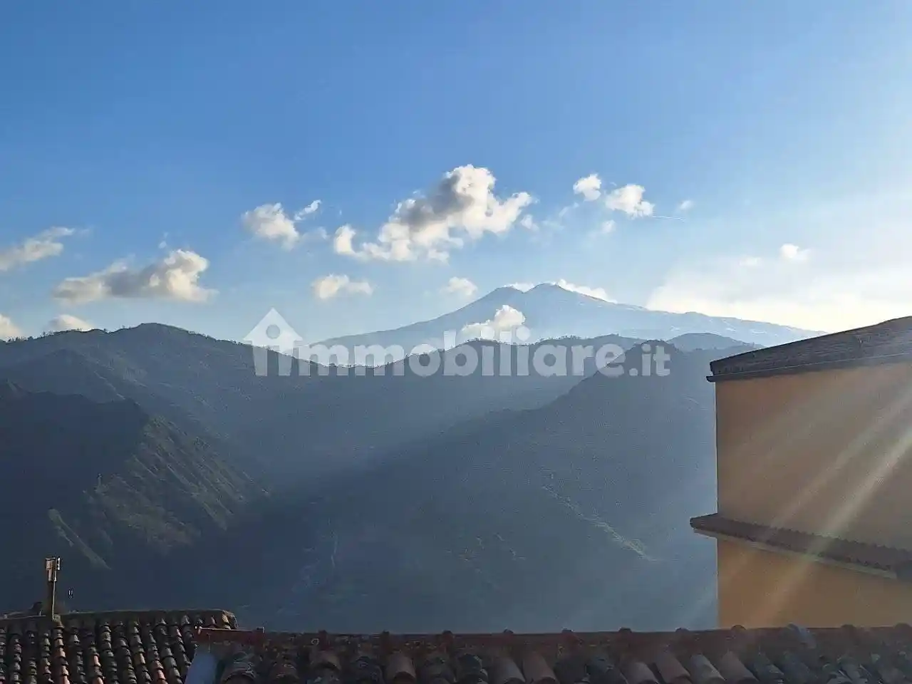 Casa indipendente in vendita a Motta Camastra