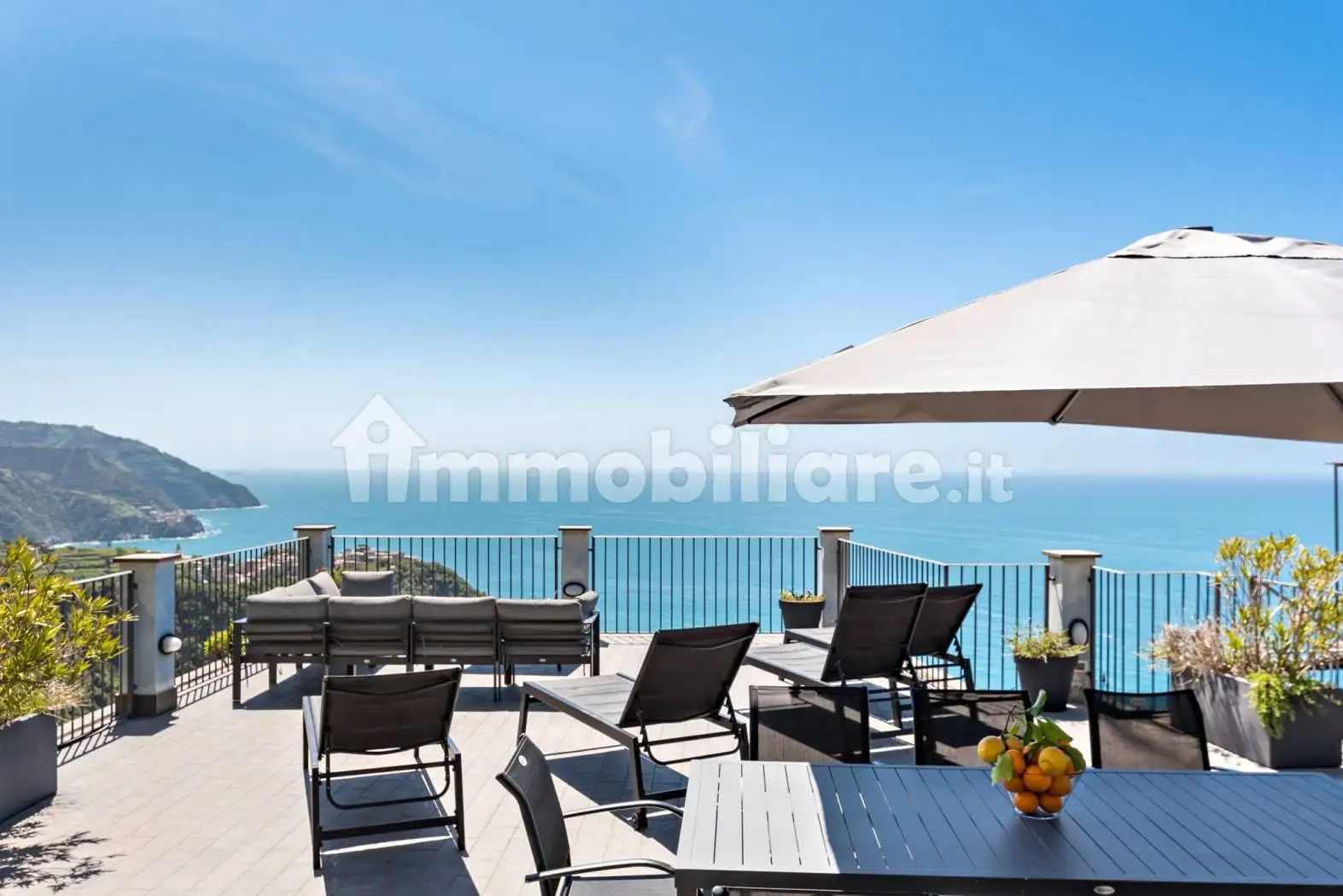 Appartamento in vendita a Vernazza