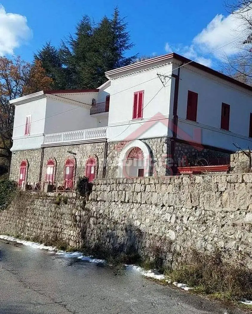 Villa in vendita a Malito