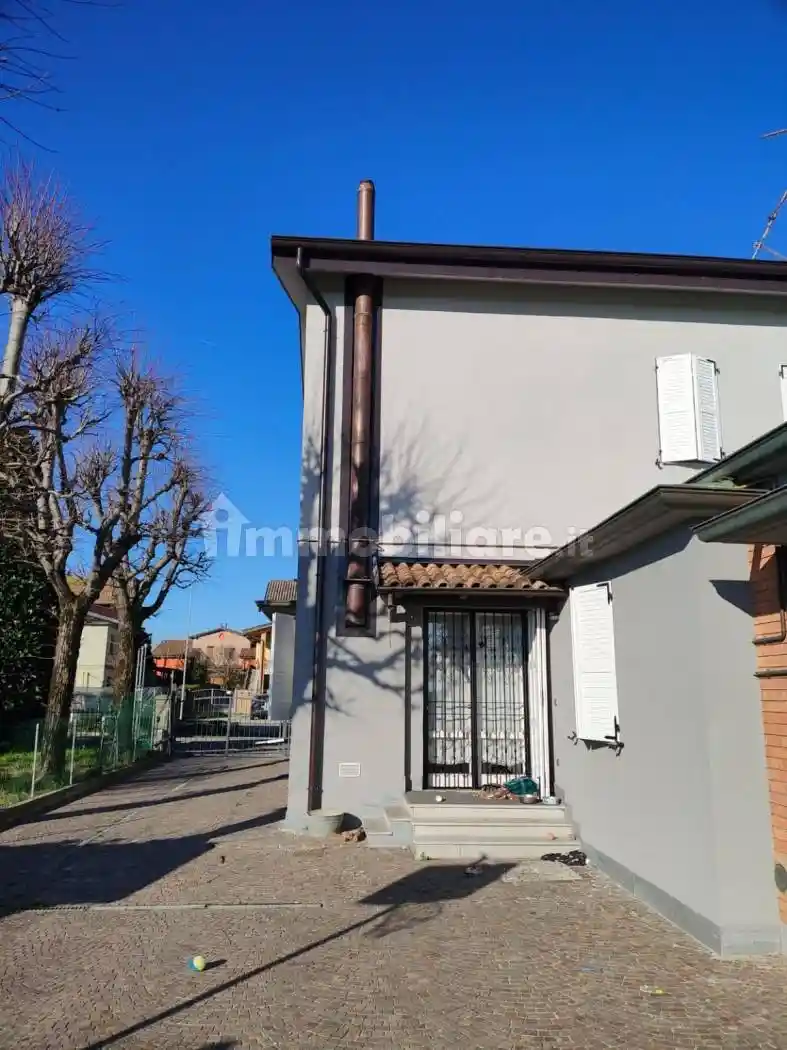 Casa indipendente in vendita a Scandiano