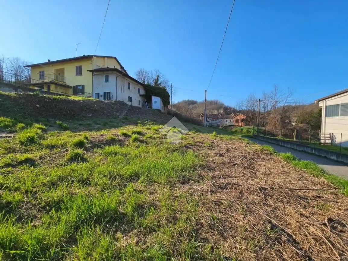 Casa indipendente in vendita a Incisa Scapaccino