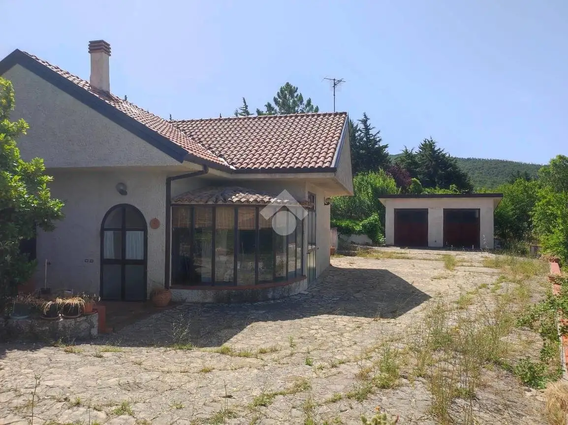 Villa in vendita a Potenza