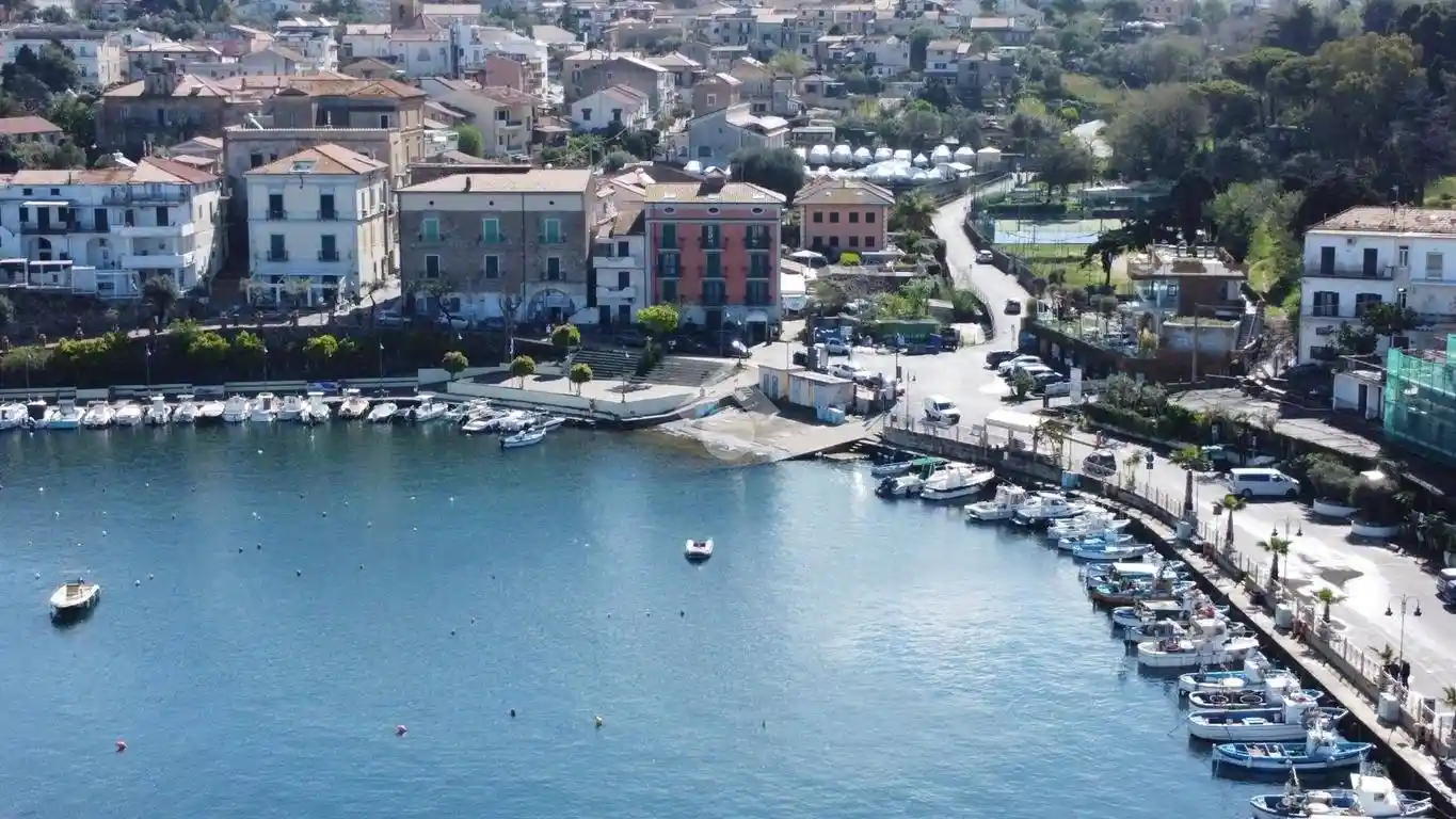 Appartamento in vendita a Castellabate