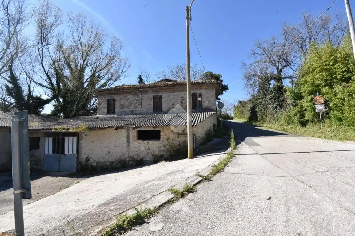 Rustico - Casale in vendita a Montescudo - Montecolombo