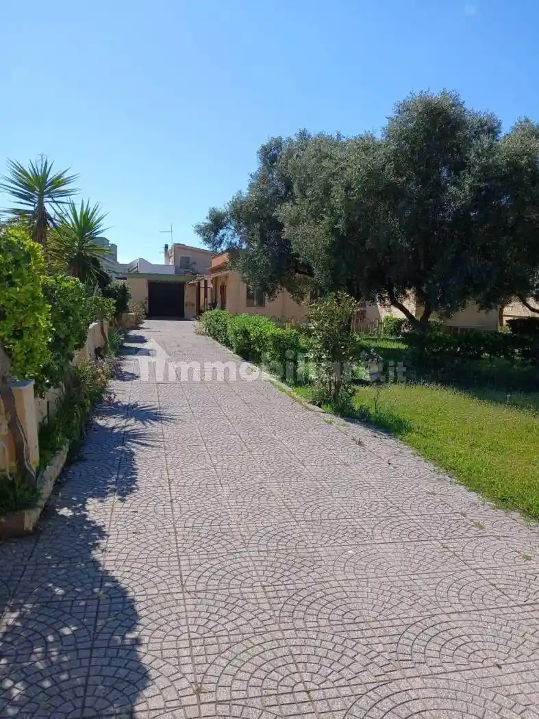 Villa in vendita a Fiumicino