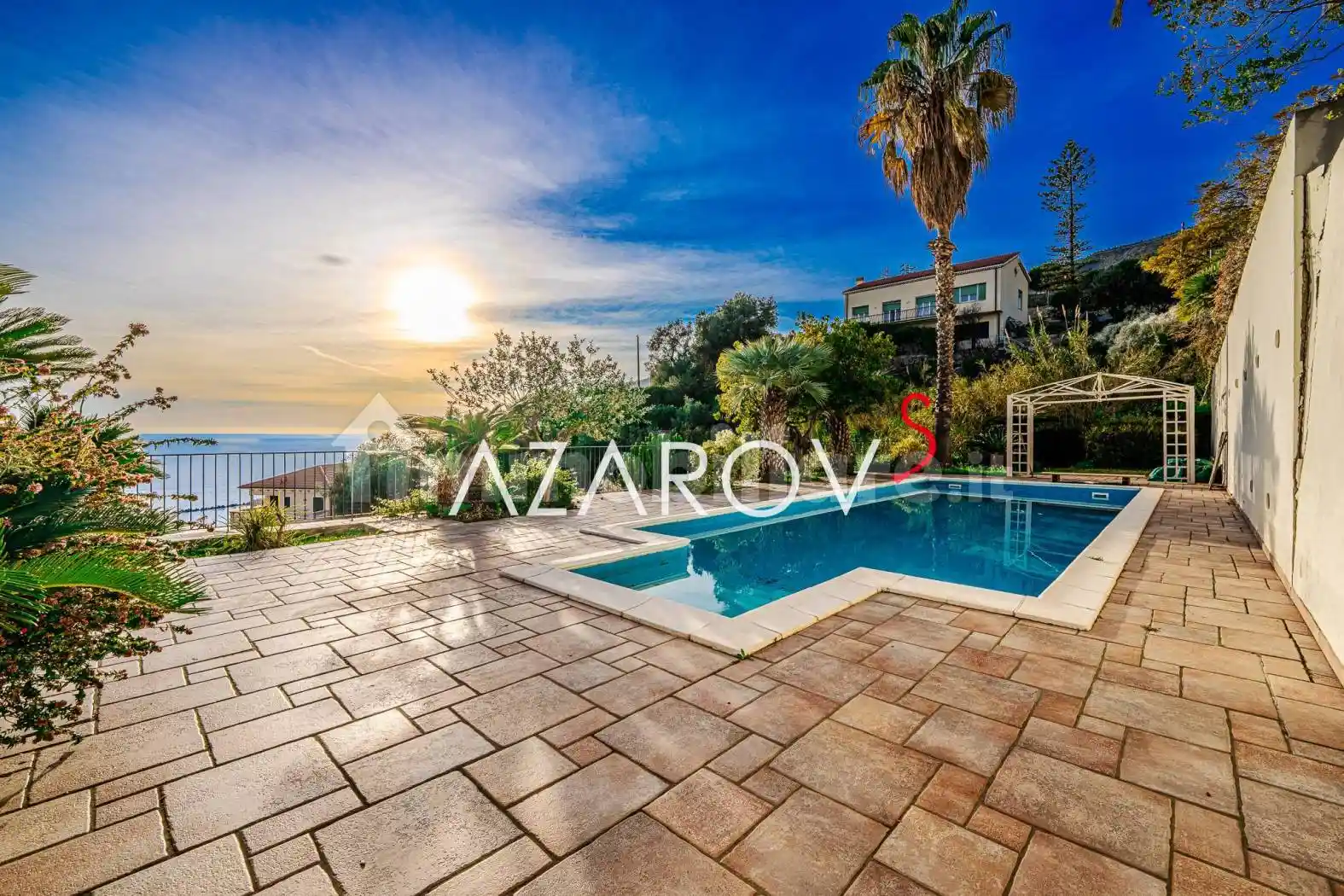 Villa in vendita a Ospedaletti