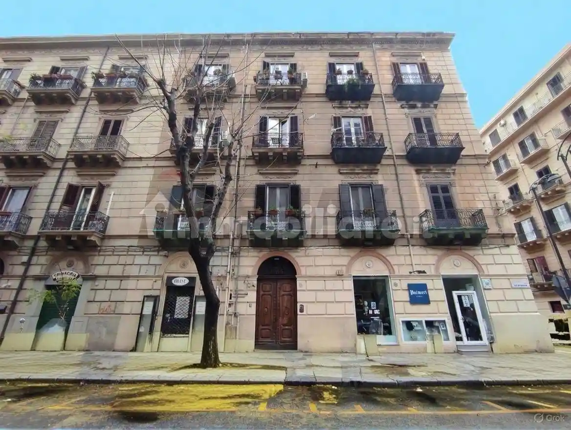 Appartamento in vendita a Palermo