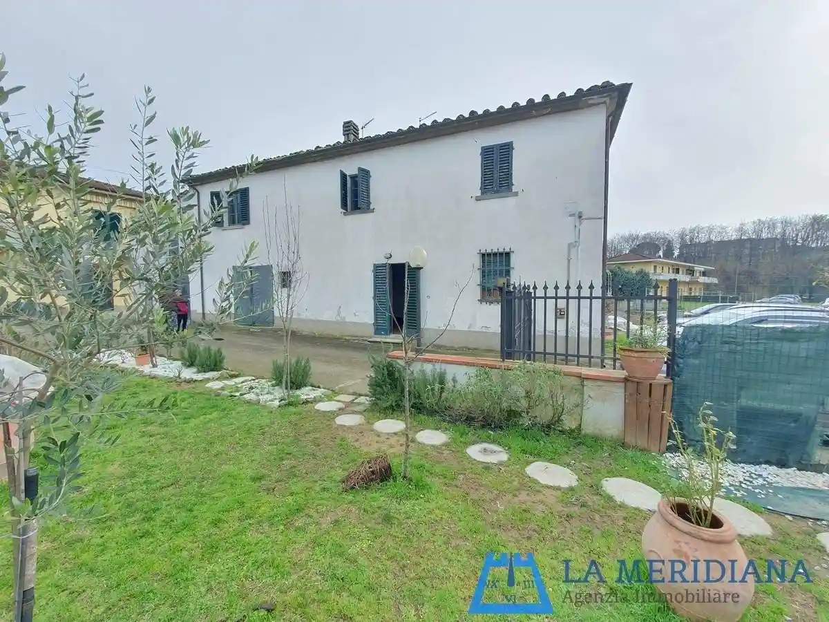 Casa indipendente in vendita a Lamporecchio