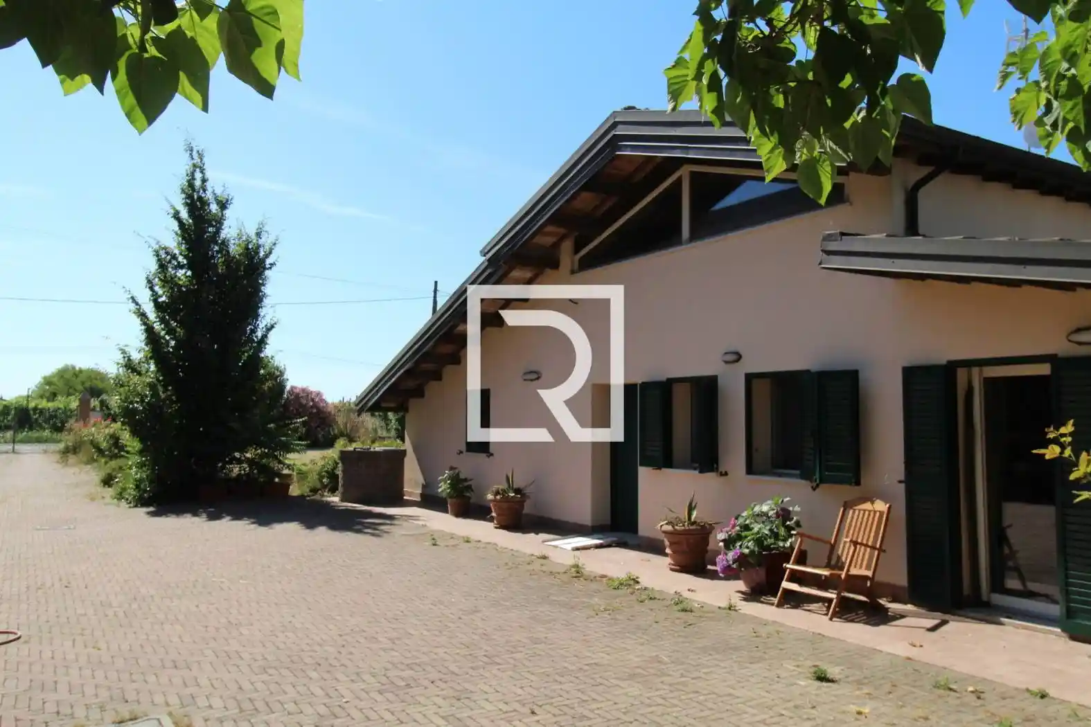 Villa in vendita a Russi