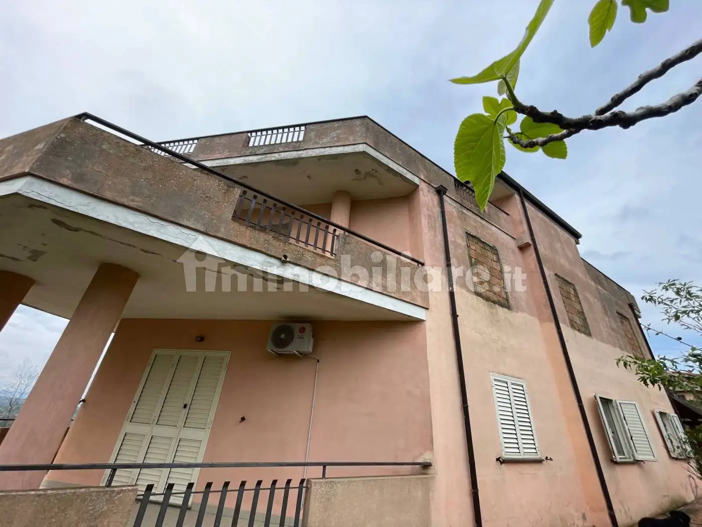 Villa plurifamiliare via Vincenzo Calvieri 10, Centro, Curinga - foto 5