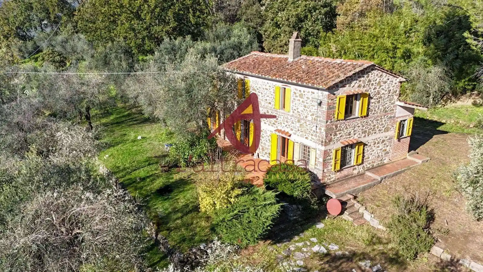 Rustico - Casale in vendita a Montecatini-Terme