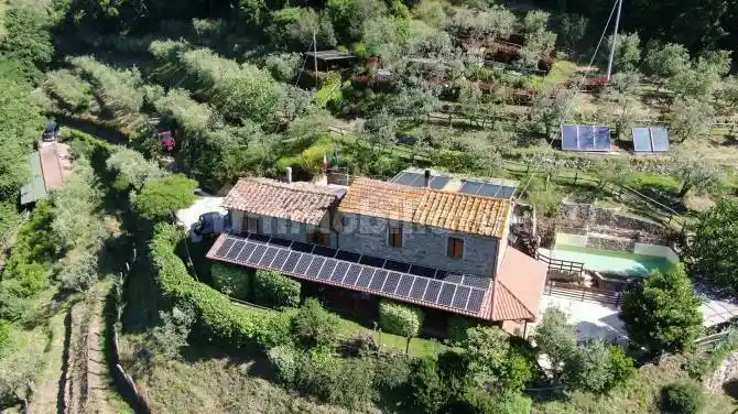 Rustico - Casale in vendita a Lamporecchio