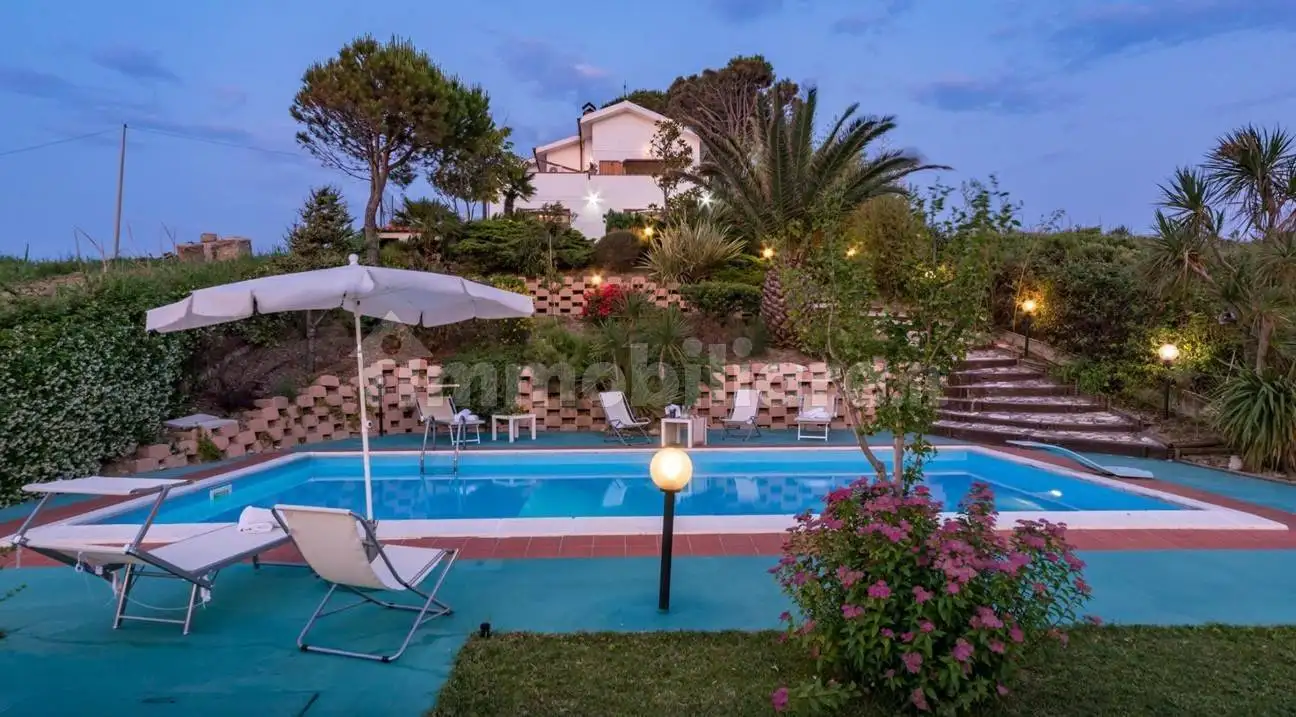 Villa in vendita a Ortona